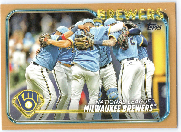 2024 Topps #533 Milwaukee Brewers Gold #/2024